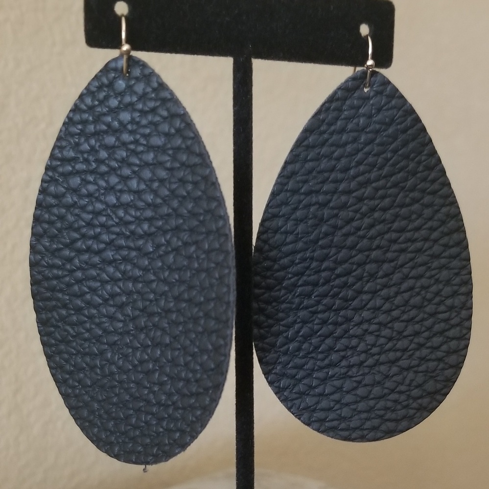 Jewelry- Earrings